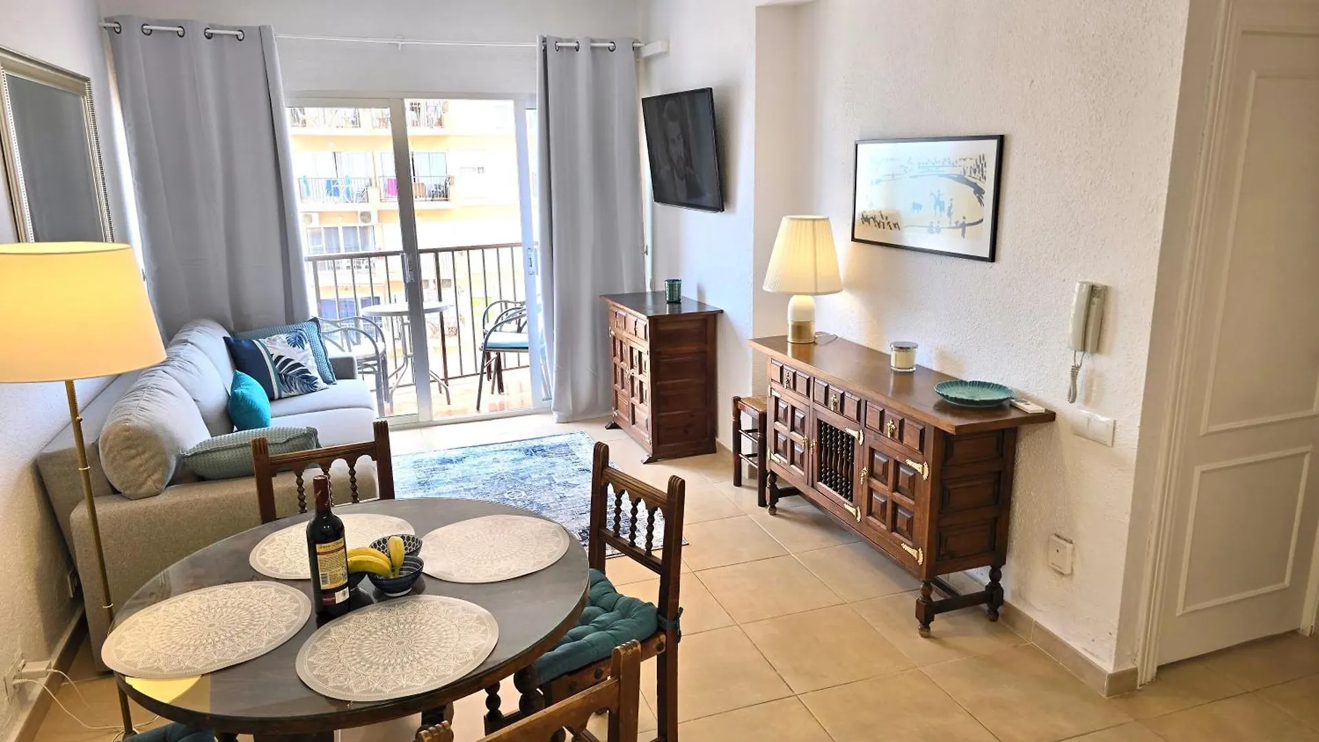 Fuengirola First Line Sea View Apartment 0*,  Spain