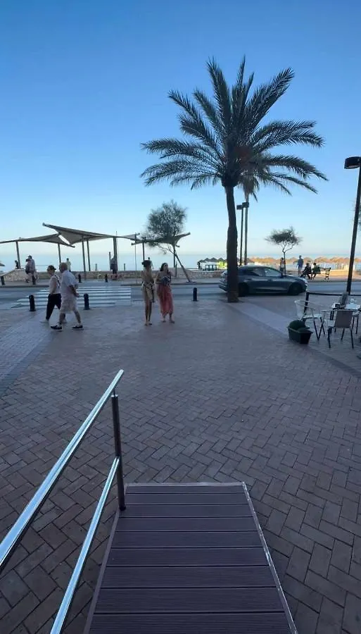 Ferienwohnung Fuengirola First Line Sea View Apartment